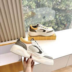Fendi Men’s Sneaker With Box New 