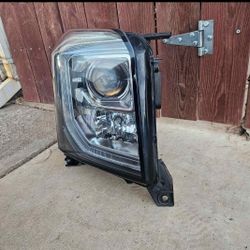  Right Passage Side Headlight For GMC YUKON 15-20 
