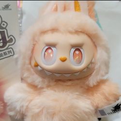 POP MART BIG INTO ENERGY Happiness Labubu  Plush Peach 