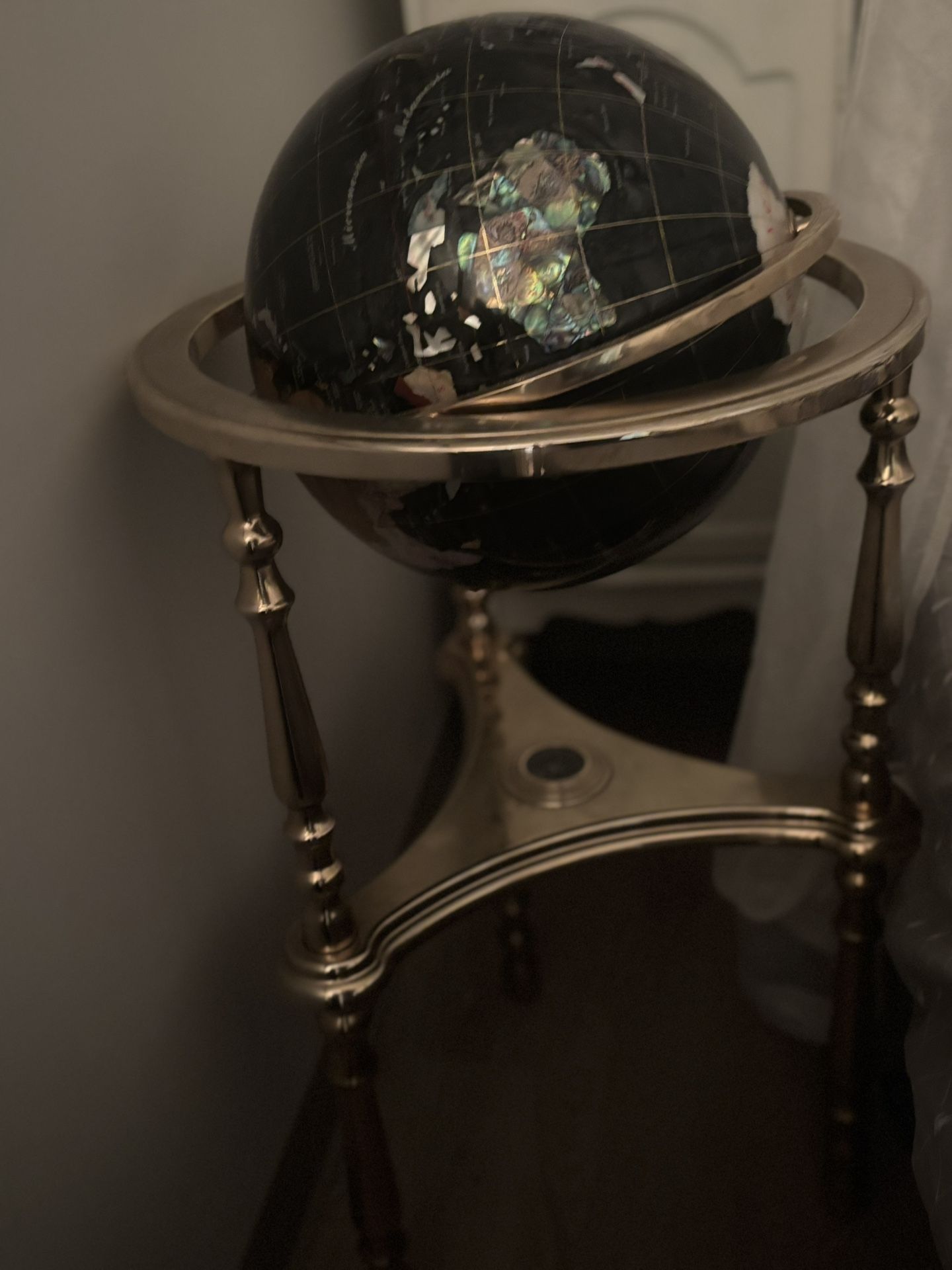 Globe Floor Model