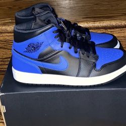 Nike Air Jordan 1 Black Hyper Royal