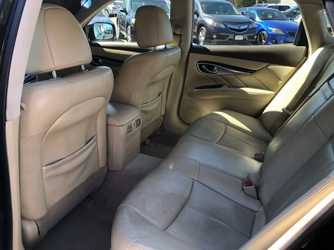 2013 Infiniti M37