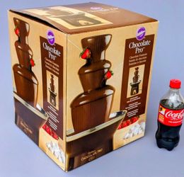 Chocolate fountain /Fondue - Wilton 3-Tier Chocolate Fountain TL-094 NEW • Small kitchen appliances, fondue machines, chocolate fountain, fondue foun
