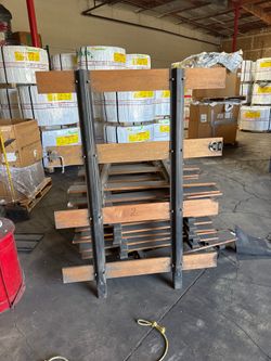 Stakes sides for flatbed trucks