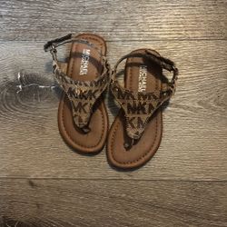 Kids Sandler Size 7