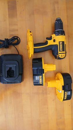 🔧 DeWalt DC720 18V Cordless Drill/Driver Set - $75