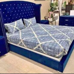 Bedroom Sets Starting at $599! 🚪✨ Delivery, Assembly, and Financing Available!