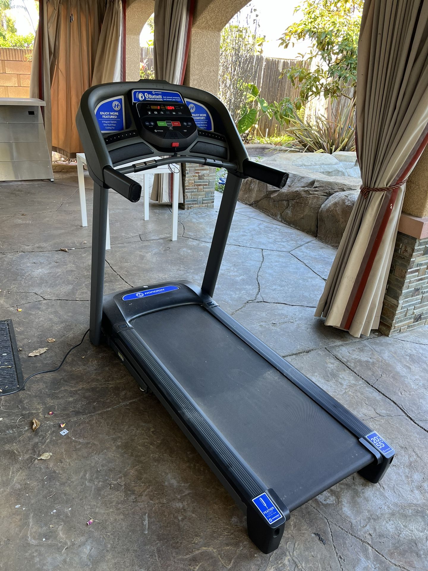 Treadmill - Horizon Fitness T101