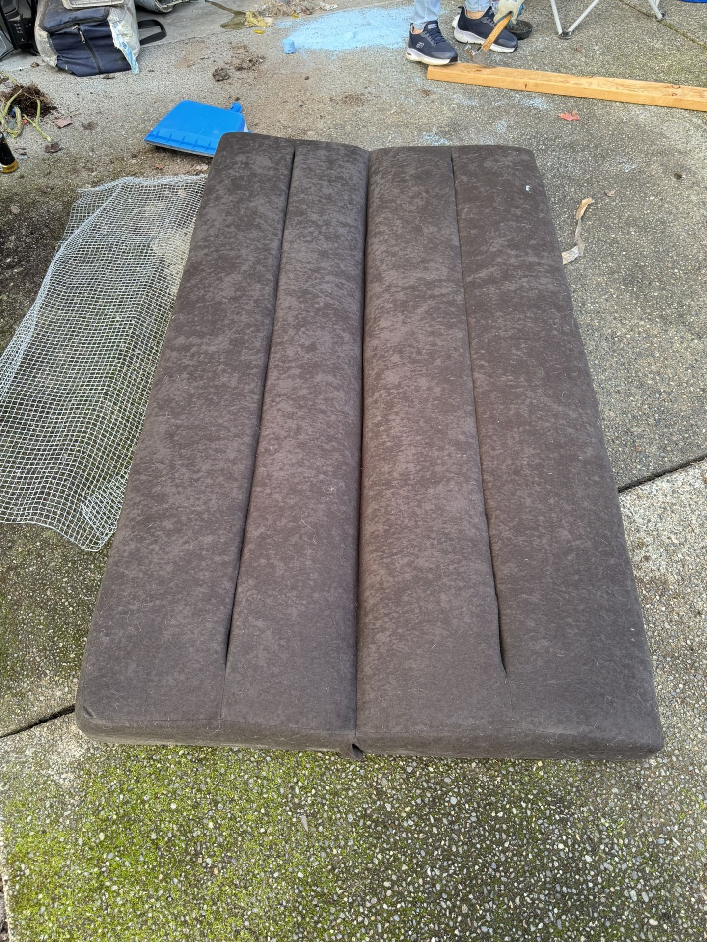 Almost brand new futon