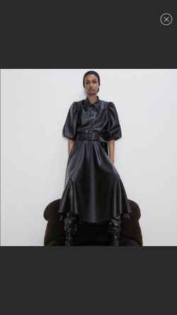 Faux leather belted skirt
