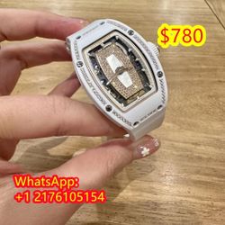 Richard Mille RM 72- 
01 Automatic Winding, 
Lifestyle Flyback 
Chronograph