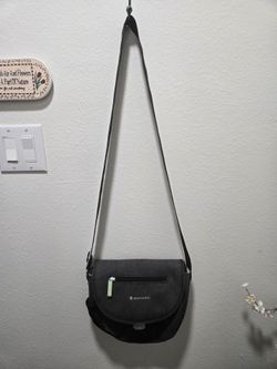 Sherpani bag