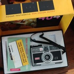 New In Box Vintage Kodak Instamatic 134 Color Outfit Original Box & Manual