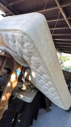 Queen mattress