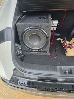 12 inch pioneer 2000 watts with the box