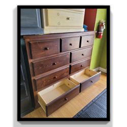 9 Drawer Dresser Pinewood