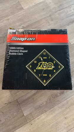 Snap On 100th Edition Diamond Shaped Bubble Clock