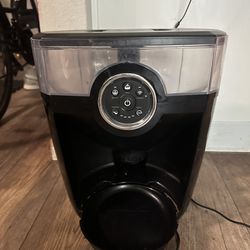 Automatic Pet Feeder