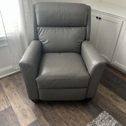 La Z Boy Leather Power Recliner With Headrest