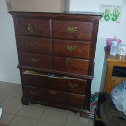 Free Dresser
