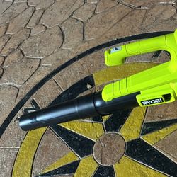 RYOBI ONE+ 18V 90 MPH 250 CFM Cordless Battery Leaf Blower (Tool Only)