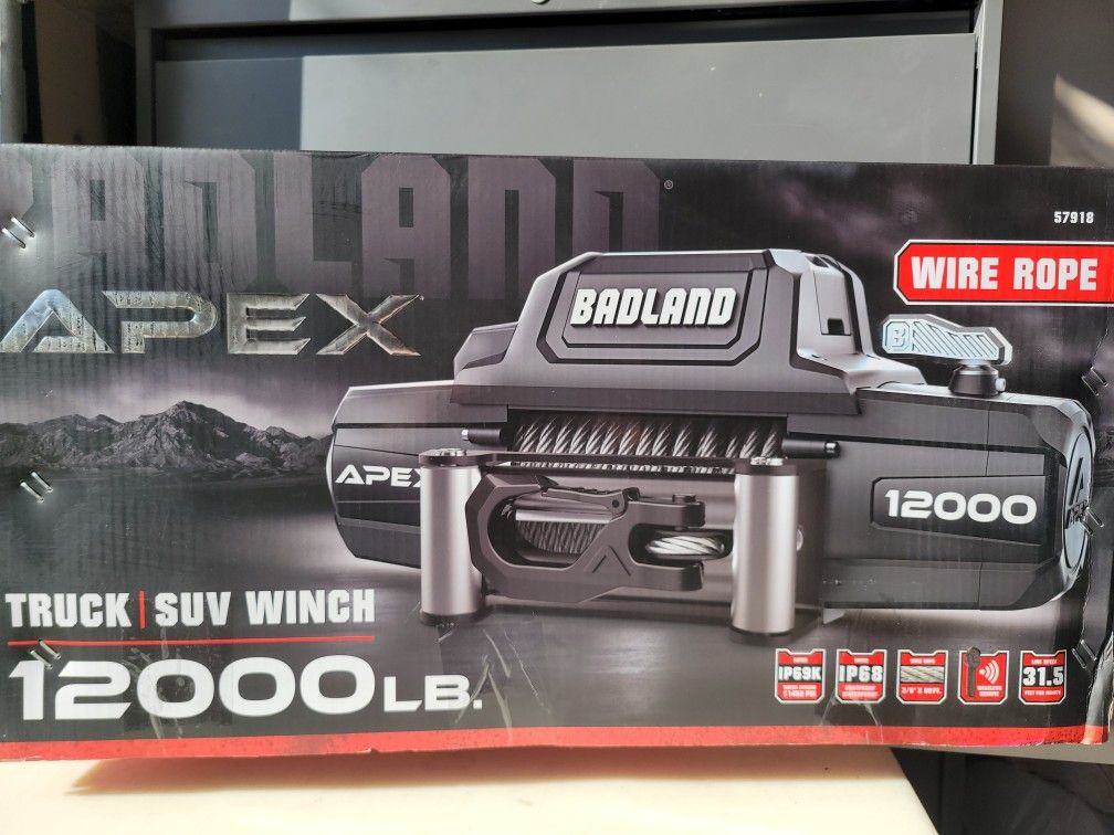 Badland Apex Winch