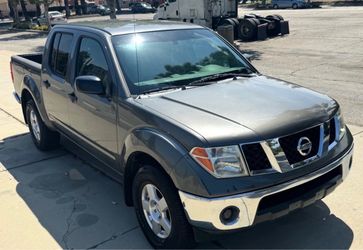 2008 Nissan frontier 4 x 4