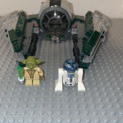 LEGO Star Wars 75168 Yoda's Jedi Starfighter