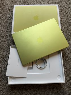 Apple MacBook Neo 13-inch – 8GB / 512GB – Citrus Yellow with Touch ID – Like New