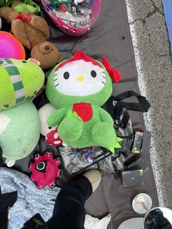 Hello Kitty Plushy Backpack