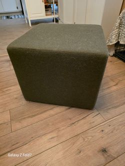 Vanity chair / make up chair / foot stool
