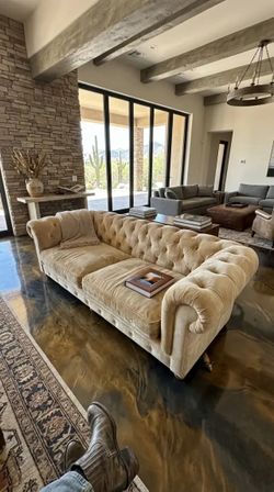 Free Delivery Restoration Hardware Kensington chesterfield couch