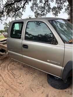 2005 Chevy Silverado 2500 parts