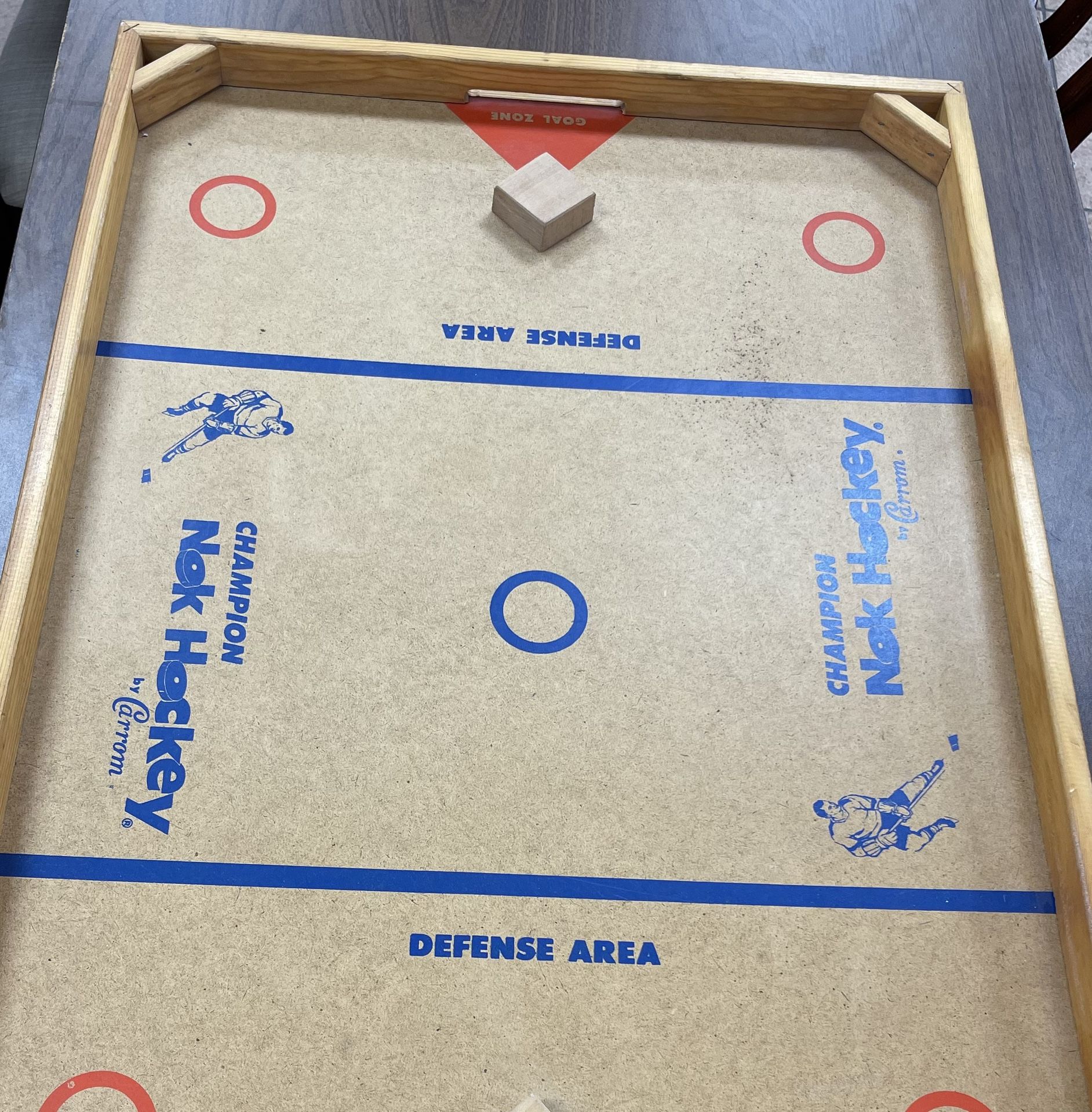 Nok Hockey Game Floor Game Carrom Champion Vintage Sticks & Puck 35” X 24”