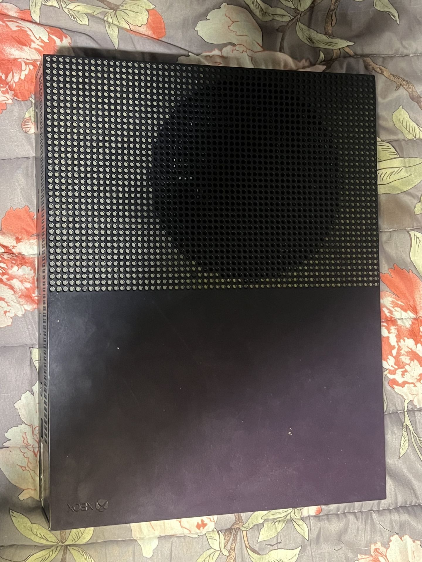 Xbox (Purple Fortnite Edition)