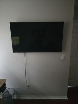 55 inch HD Insignia TV comes with Roku device