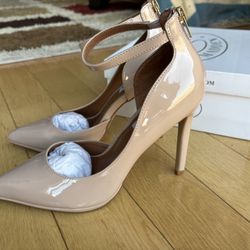 4" Steve Madden Patent Leather Heels- Size 6-1/2