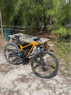 Polygon Siskiu D6 - Full Suspension Mountain Bike