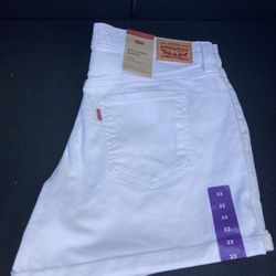 Levis 