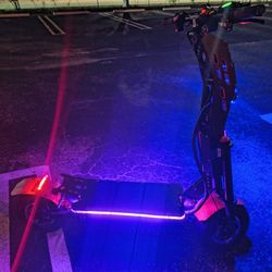 Stand Up Scooter 🛴 $1,000 65 mph 