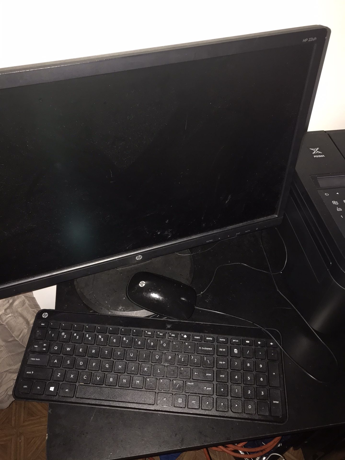 Computer Monitor ,keyboard, mouse and speakers