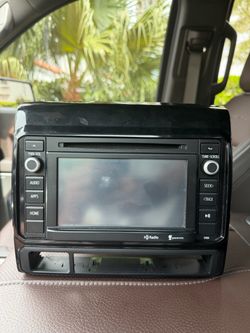 2014-2015 Toyota Tacoma OEM Entune Touchscreen Radio 57091 86140-04140 + Bezel
