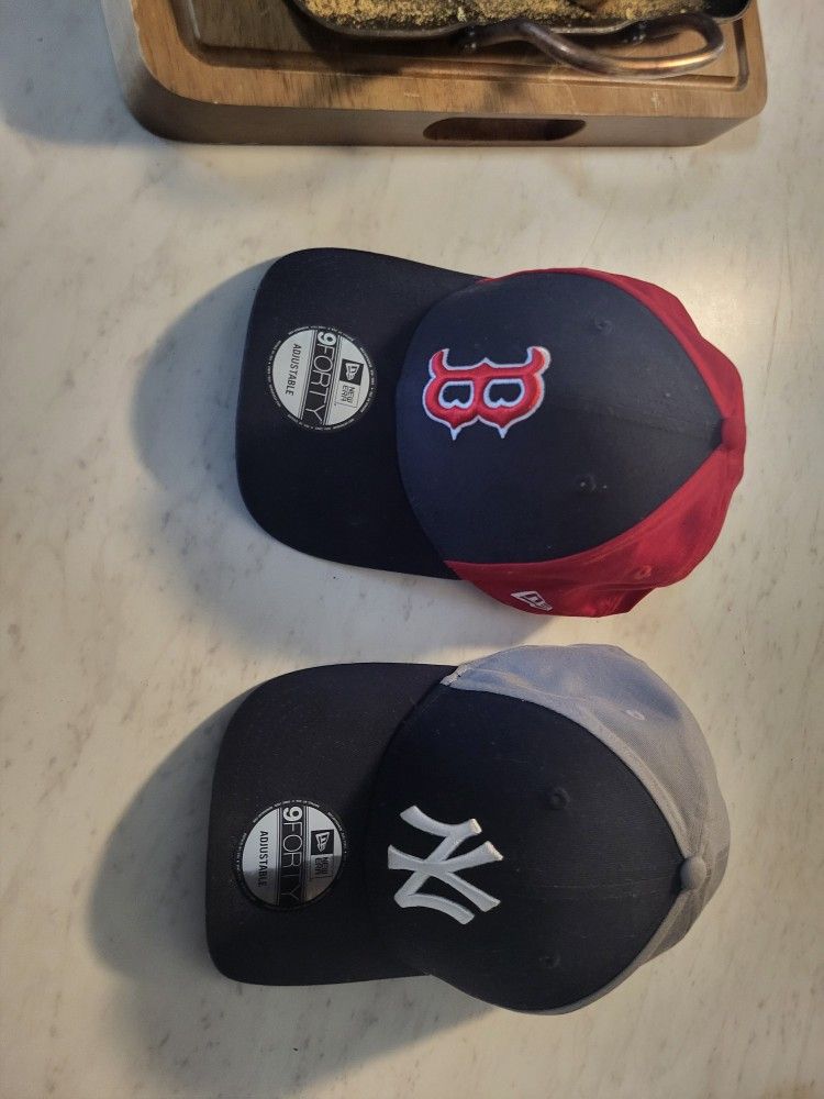 Great Condition New Era Boston/new york Hats