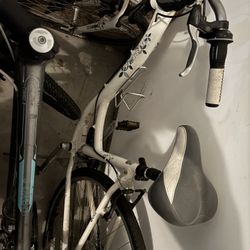Trek 7100 Women’s Hybrid Bike 