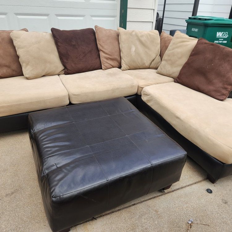 *FREE DELIVERY* Good Condition Sectional Couch
