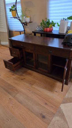 Free Tv table