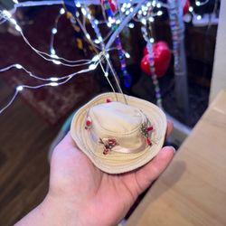 fly fishing khaki cloth hat with lures ornament