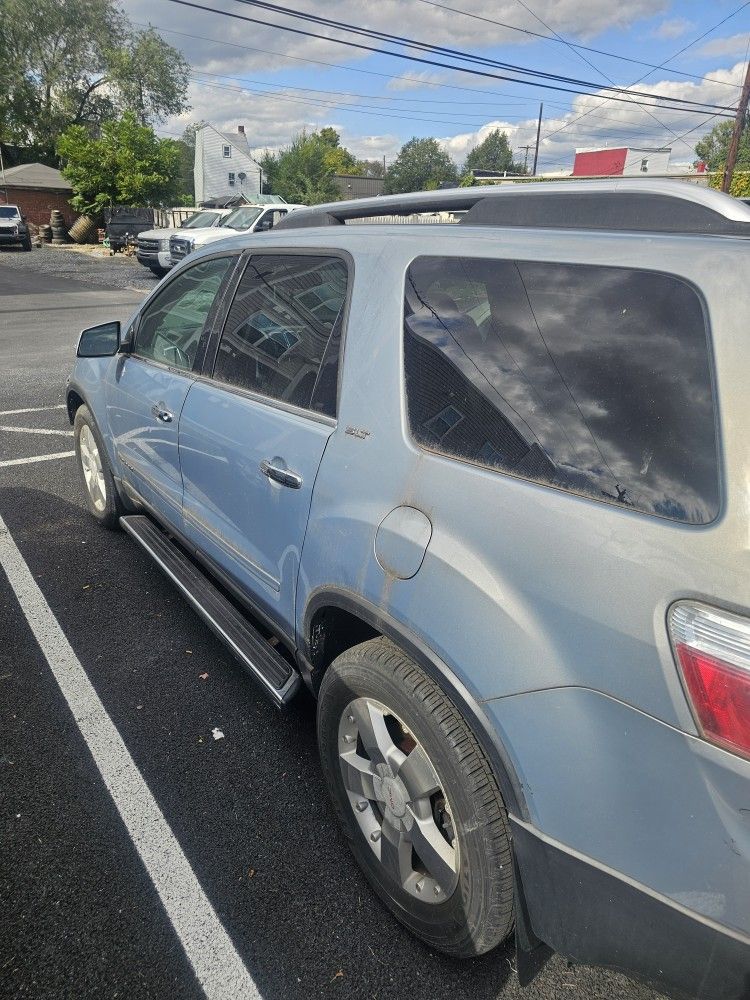 2008 GMC Acadia