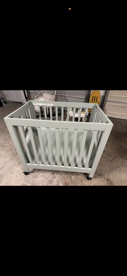 Mini Crib 