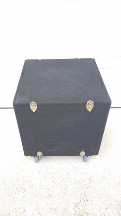 8u Home made road case with wheels n handles